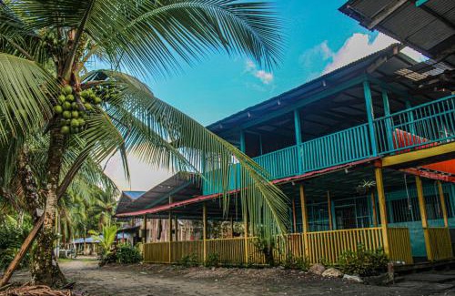 Bahia Solano Casa | Refugio Mr Jerry Eco House