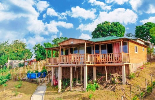 La Colorada Casa | Refugio Natural con Jacuzzi y Vistas Únicas en Vista al Valle, Maimón Relájate