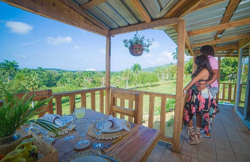 La Colorada Casa | Refugio Natural con Jacuzzi y Vistas Únicas en Vista al Valle, Maimón Relájate