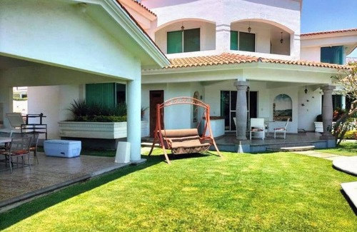 Lomas de Cocoyoc Casa | Refugio Tranquilo: grande, alberca ya climatizada