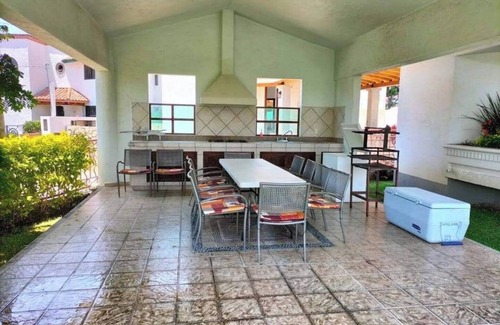 Lomas de Cocoyoc Casa | Refugio Tranquilo: grande, alberca ya climatizada