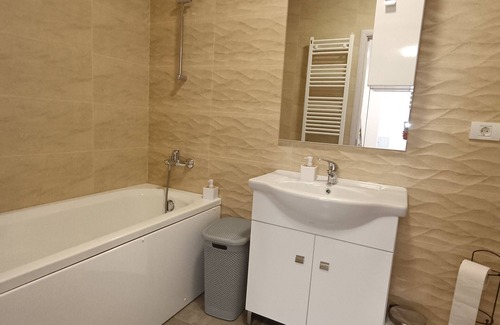 Ploiesti Apartamento | Refugiu linistit, modern!