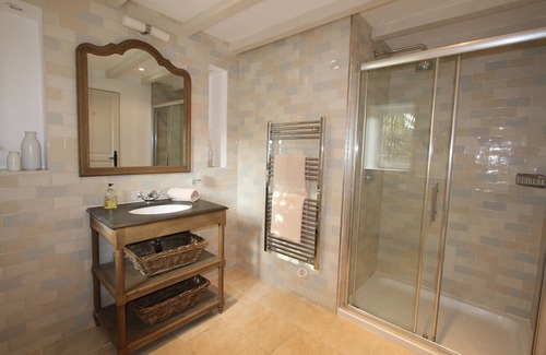 Daglan Otro | Reformado Casa-Quiet Hilltop Ubicación, vistas, Piscina climatizada, 4 Acres
