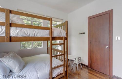 Miguel Hidalgo Villa | Refurbished Mansion with Garden & Patio in Las Lomas - Monte Blanco
