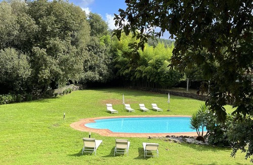 Catoira Cabaña | CASA RURAL REFORMADA CON HERMOSAS HABITACIONES
