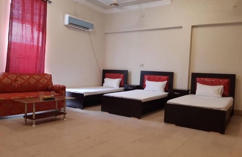 Bahawalpur Casa | Regal Guest House