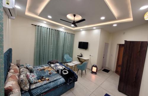Jammu Casa | Regalia Home Sapphire Stay