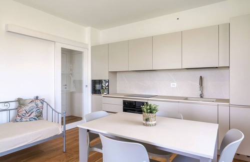 Colà Di Lazise Apartamento | Regarda - Lagobaldo apartamento de dos habitaciones con piscina y jardín