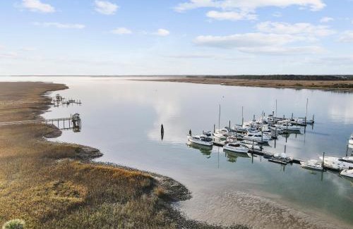 Folly Beach Cama Y Desayuno | Regatta Inn - Adults Only