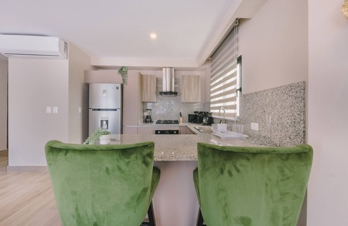 Downtown Santo Domingo Apartamento | Regatta Living ll with Breakfast Included! - 907