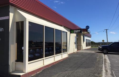 Strahan Complejo | Regatta Point Tavern & Holiday Villas