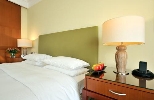 Srodmiescie Hotel | Regent Warsaw Hotel