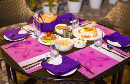 Amritsar Hotel | Regenta Inn Amristar Airport Road by Royal Orchid Hotels Limited