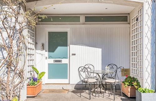 Regent's Park Casa | Regents Residence with Terrace, Office & Parking