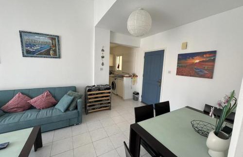 Moutallos Apartamento | Regina Gardens 2