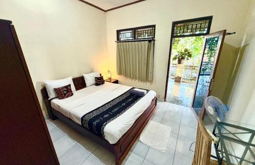 Kemenuh Casa | Regina Guest House