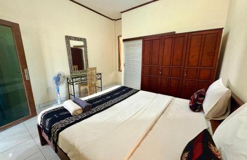 Kemenuh Casa | Regina Guest House