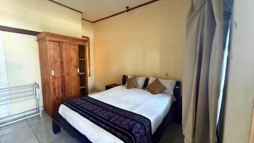 Kemenuh Casa | Regina Guest House