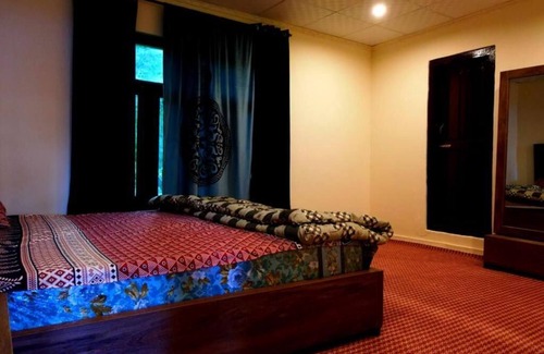 Khaplu Hotel | Rehaish Inn Skardu Khaplu