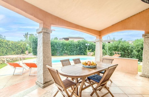 Costa Rei Villa | Rei Sole Villa 8 beds with private pool