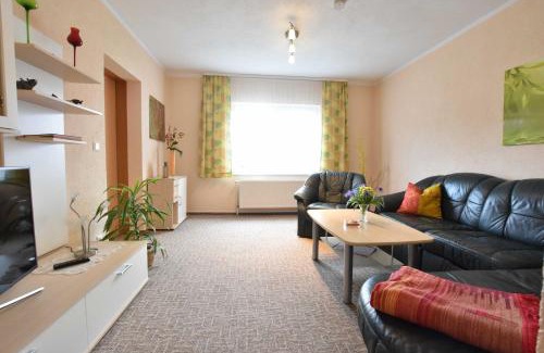 Satow Apartamento | Reihenferienhaus mit Kamin und Terrasse im Ostseeland OFC 11