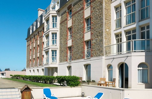 Saint-Malo Apartamento | Reine Marine -T3 Face Mer by Interhome