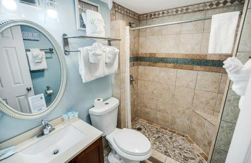 Litchfield by the Sea Apartamento | Rejuvenate in a Resort View King Room 1st Floor