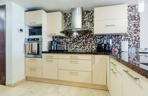Oranjestad-West Condominio | Caribbean Climate changes your Health and Mood