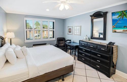 Litchfield by the Sea Apartamento | Rejuvinating 2nd flr Resort View King Room