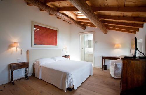 Sona Casa | Relais Corte Guastalla Apartments