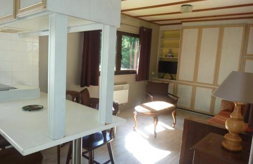 Pertheville-Ners Chalet De Esquí | Relais Du Saussay