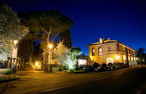 Campagnano di Roma Hotel | Relais Il Postiglione - Antica Posta dei Chigi