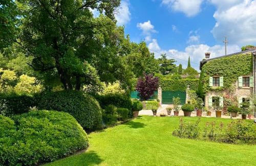 Negrar Cama Y Desayuno | Relais La Magioca -Adults Only-