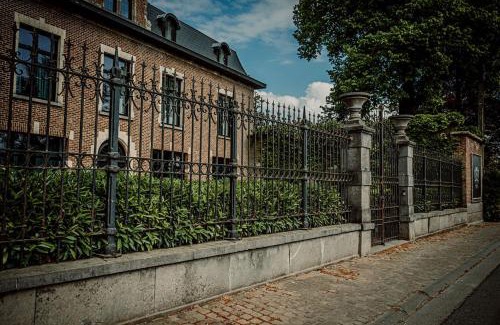 Frasnes-lez-Buissenal Casa | Relais M