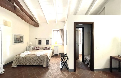 Montalto Cama Y Desayuno | Relais Palazzo Paleologi - Secolo XIV