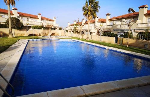 Miami Platja Casa | Relajante casa Climatizada Parking privado y Cerca del Mar