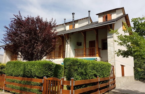 Villanua Chalet De Esquí | Relax y aventura en plena naturaleza