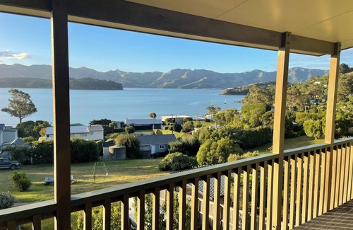Christchurch District Casa | Relax and enjoy the stunning views