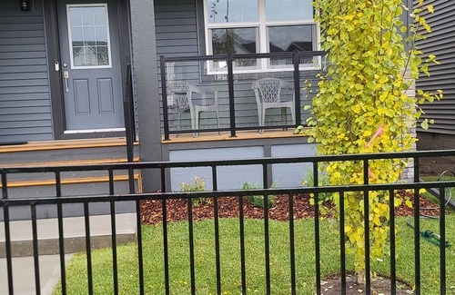 Airdrie Casa | Relax and Rejuvenate!
