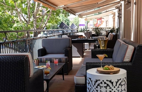 Downtown Austin Complejo | Relax and Rejuvenate! Swimming Pool, Pets Allowed, Near Texas State Capitol!
