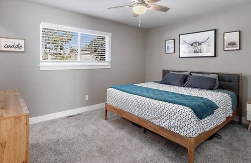 Southeast Colorado Springs Casa | Relax and unwind in style!
