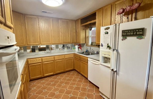 Kingsland Casa | Escondite relajante y pacífico en el lago LBJ / río Lllano