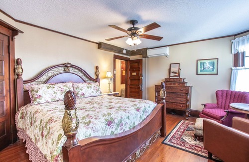 Badin Apartamento | Relax and unwind in the quiet surroundings of this historic inn.