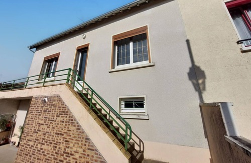 Conlie Apartamento | Relax and unwind in this attractive vacation apartment.