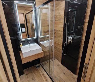 Novi Sad Apartamento | Relax Apartment with sauna and jacuzzi in city center