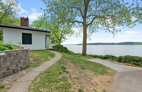 Nauvoo Casa | Relax at Eagle's Nest on the Mississippi River!