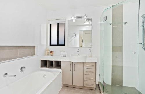 Miami Apartamento | Relax at Riviera - Villa in Miami