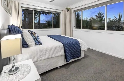 Pacific Pines Casa | Relax at this Gold Coast Escape
