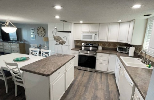 Ormond Beach Condominio | Relax by the sea!