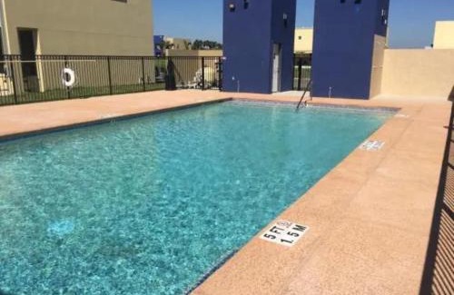 McAllen Apartamento | Relax & Enjoy In Our Spacious Townhome Getaway D